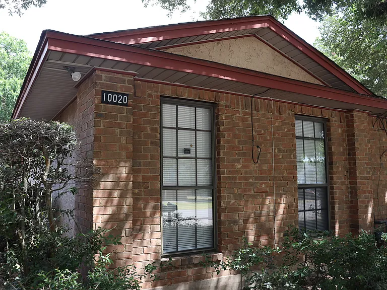10020 Redondo Dr — Photo 1