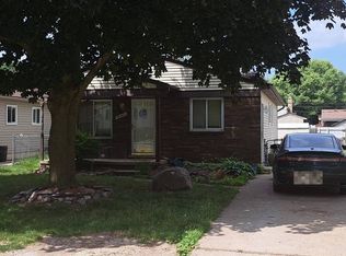 39483 Chart St, Harrison Township, MI 48045