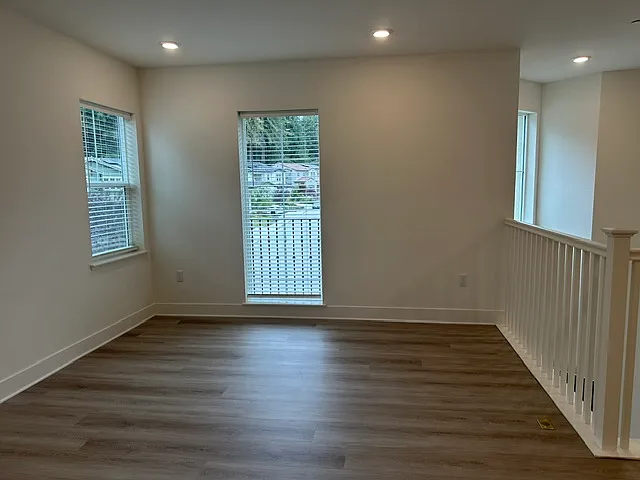 100 Village Ln — Photo 24