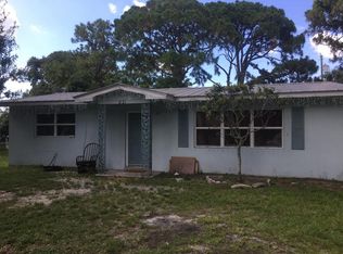 921 S Lake Dr, Fort Pierce, FL 34982