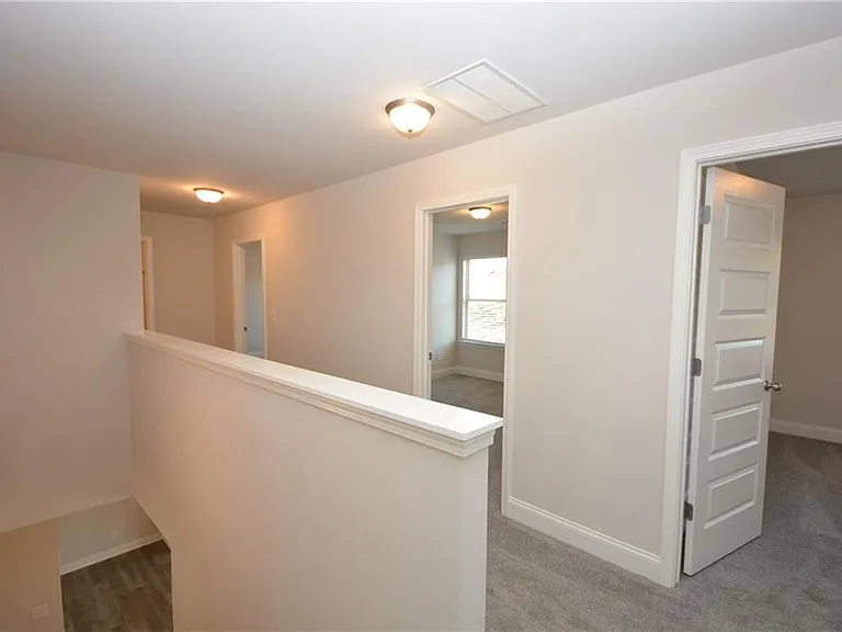 232 Hellen Valley Dr — Photo 20