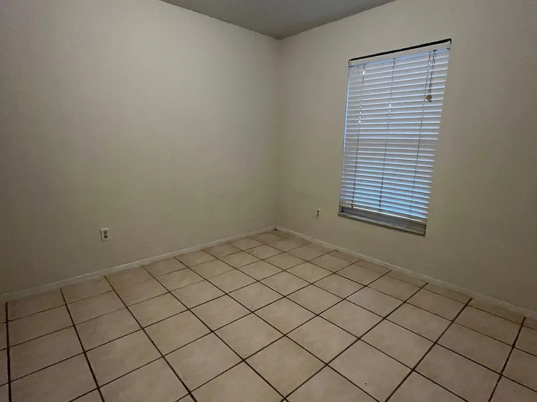 3222 Hammersmith Rd — Photo 19