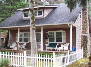 108 Hills Ln, Cannon Beach, OR 97110