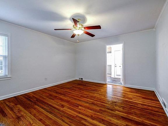 5th image of 1229 Citadel Dr NE