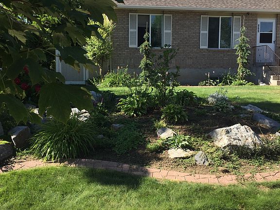 4th image of 969 W Greenoaks Dr