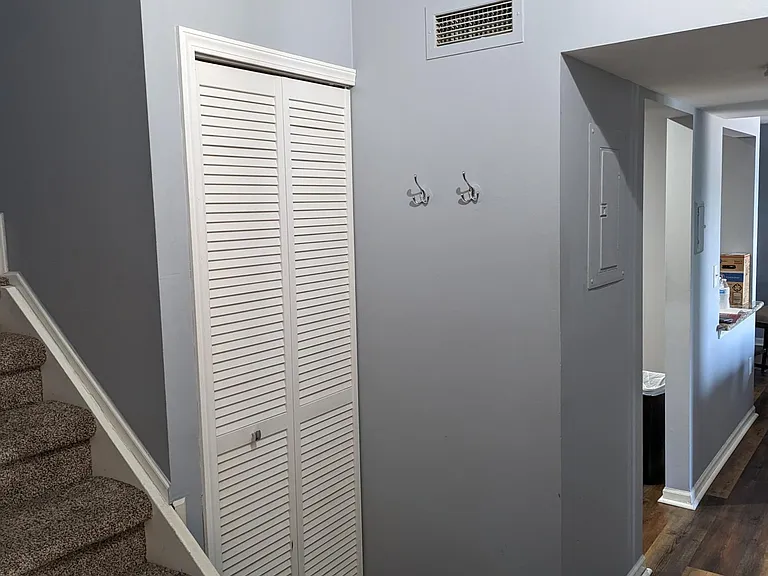 2445 Riverside Dr #302 — Photo 10
