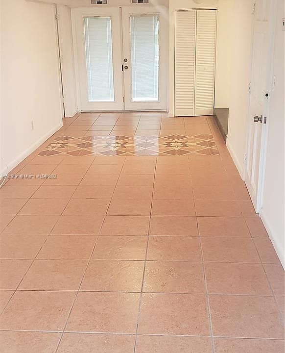 1st image of 310 Olive Ave #B