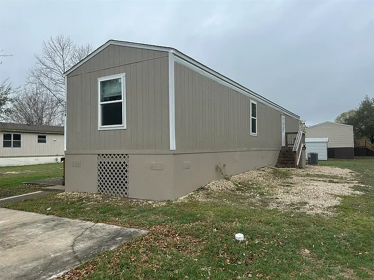 2224 Raysbad Ct — Photo 6