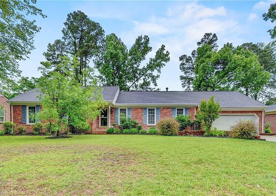 1st image of 4325 Meadow Wood Dr