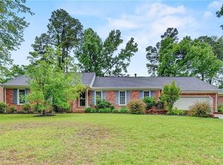 4325 Meadow Wood Dr, Chesapeake, VA 23321