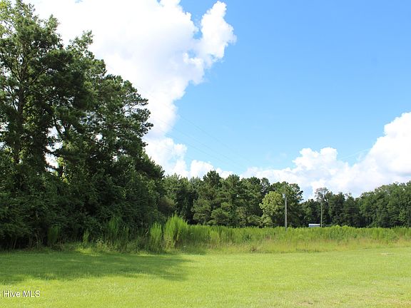 3rd image of 723 Briarneck Road