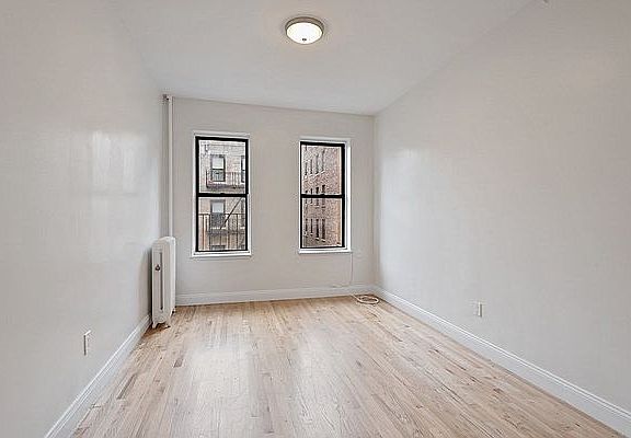 4th image of 632 W 171st St APT 4A