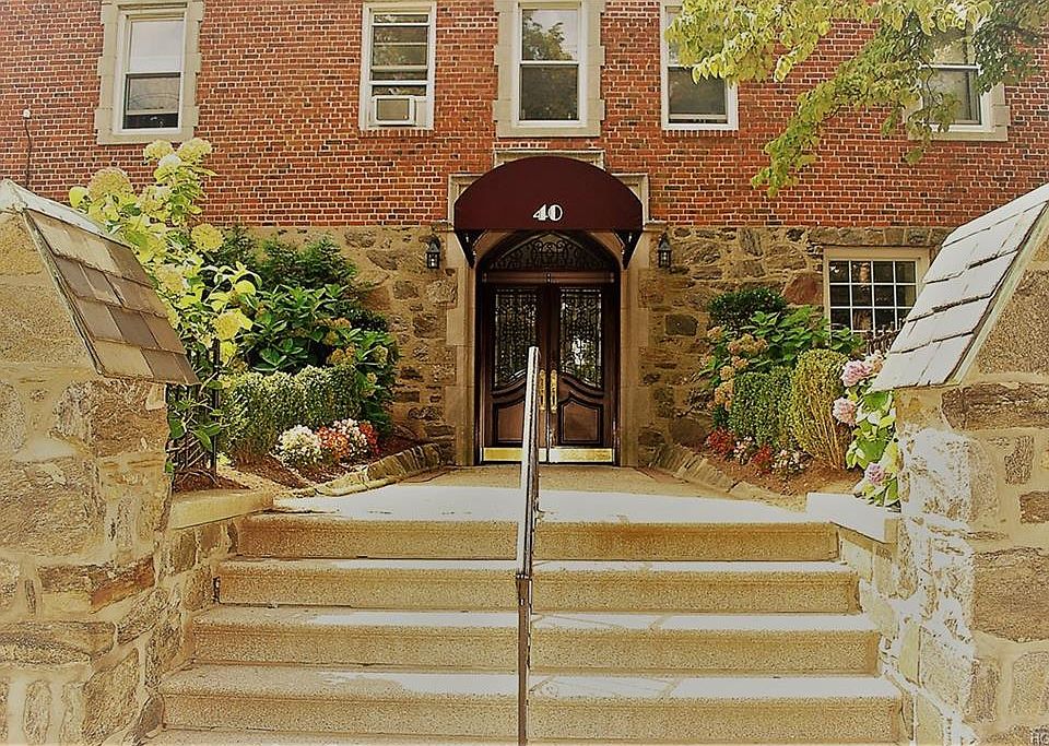 1st image of 40 E Birch St APT 5A