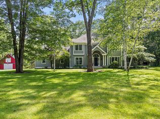 568 Alewive Rd, Kennebunk, ME 04043