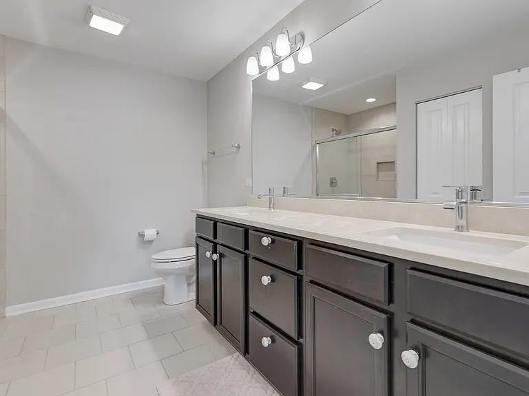 3S514 Barkley Ave — Photo 17