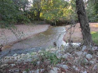 104 Devie Olive Ln, Lutts, TN 38471