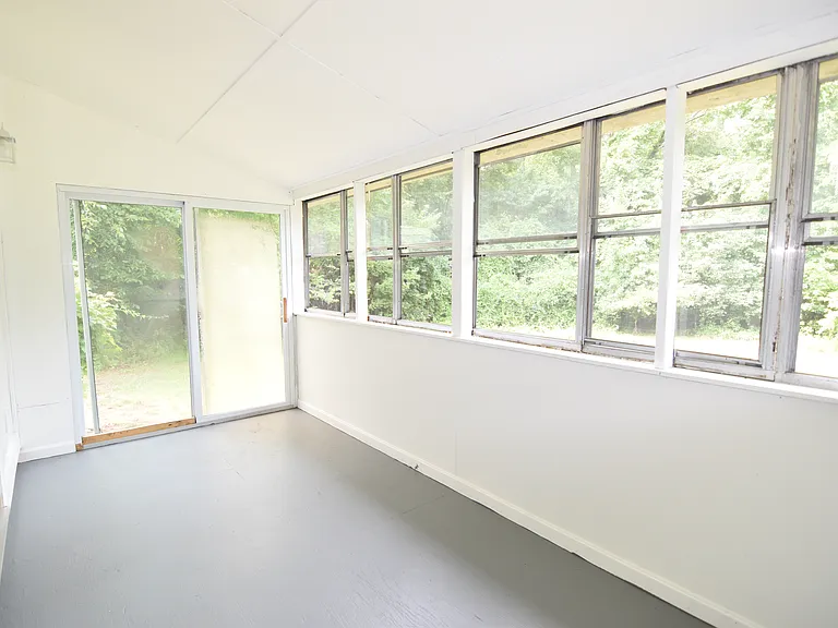55 Pike St — Photo 13