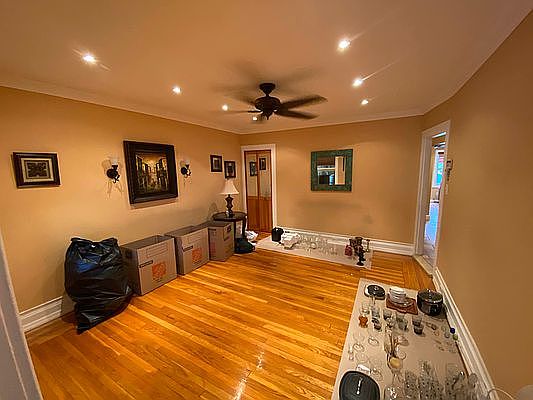 2nd image of 19-18 Ditmars Blvd #A