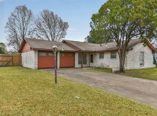 882 Marcolin St, Houston, TX 77088