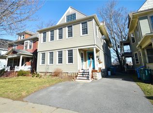 30-32 Hinsdale St, Rochester, NY 14620