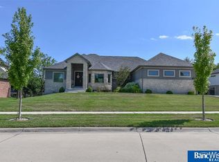 2111 Ridgeline Dr, Lincoln, NE 68512