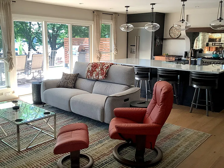 2730 Logan Dr — Photo 1