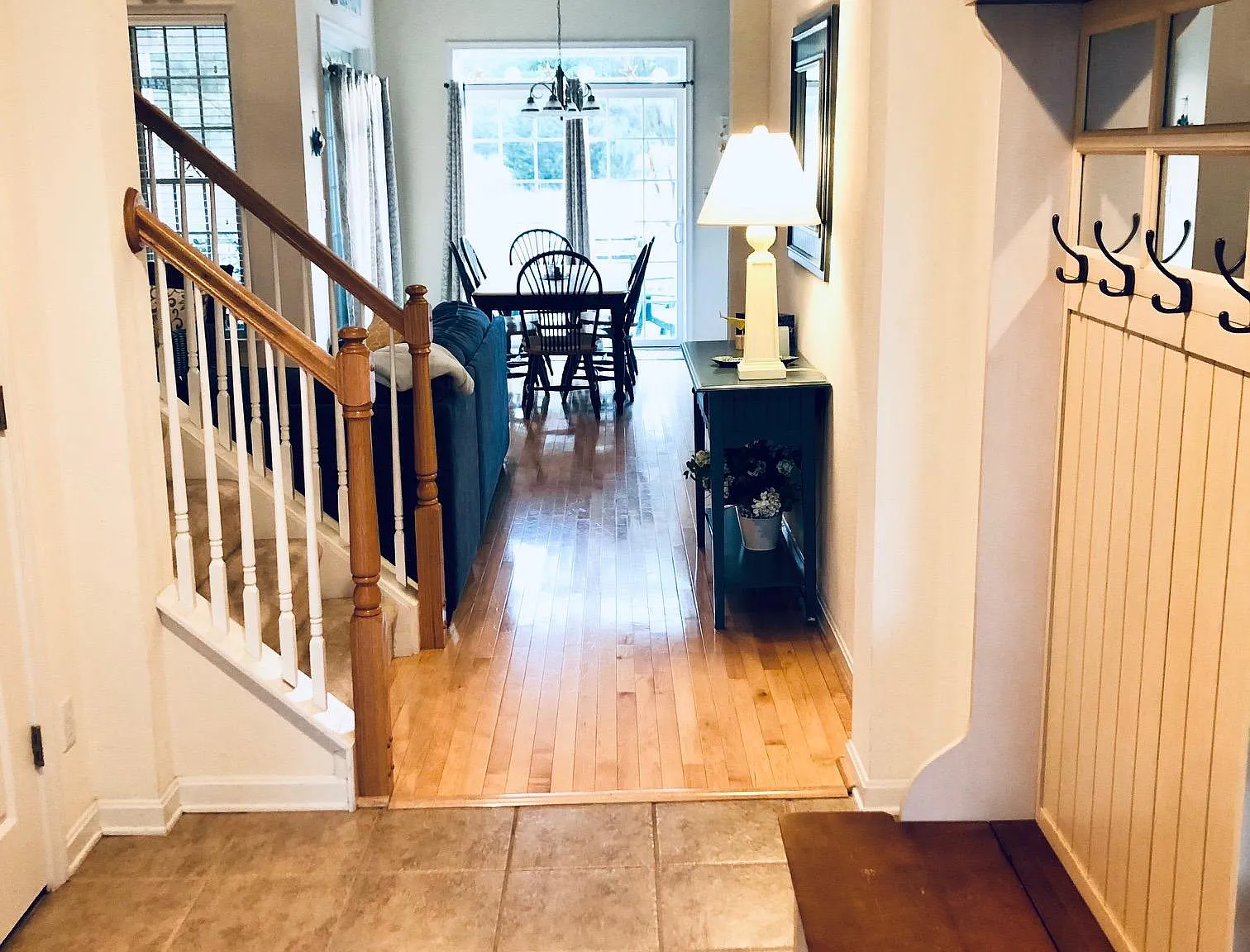 3 bed, 2.5 bath, 1760 sqft, $2,300 — Photo 3