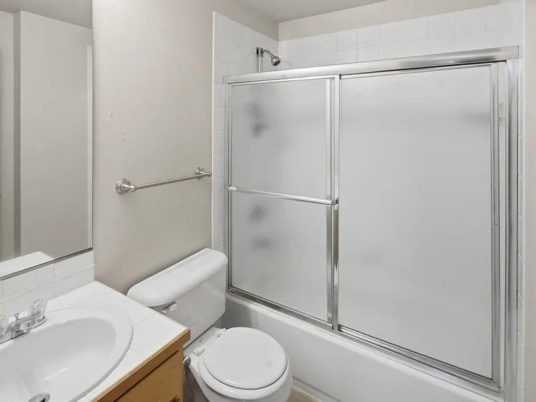 14868 SE 16th St #7 — Photo 24
