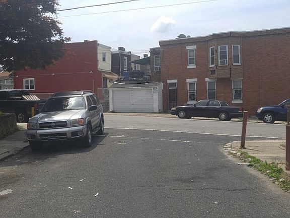 3rd image of 4303 N Fairhill St