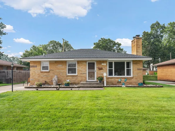 906 Bellevue St SW, Wyoming, MI 49509