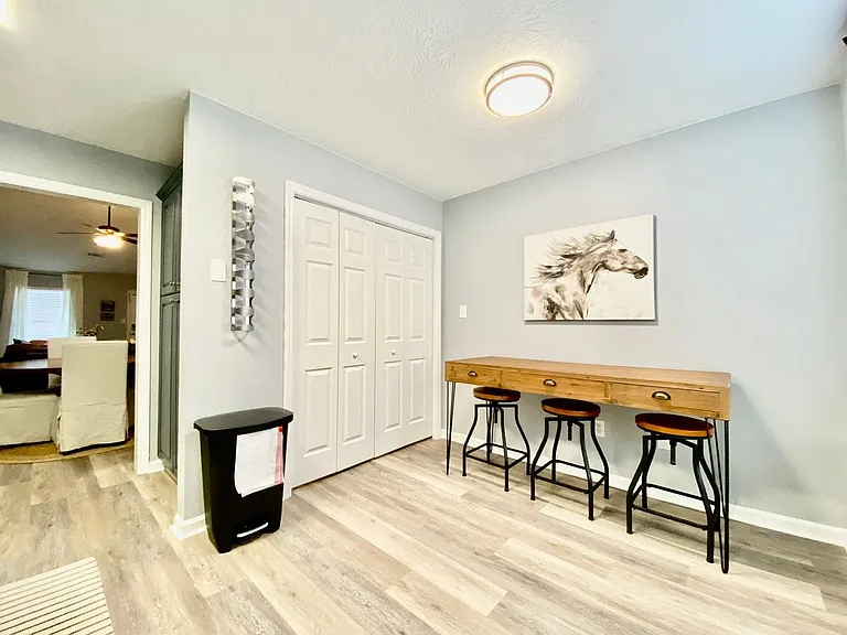 645 Brook Trl — Photo 10