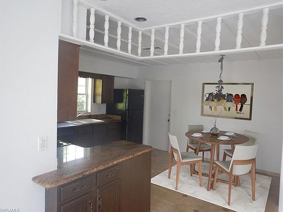 4th image of 806 Fairlawn Ct
