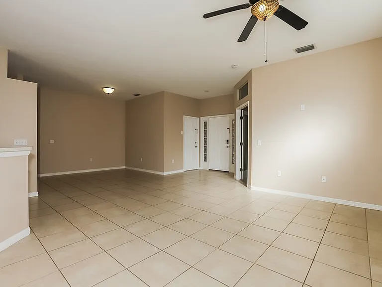 1253 Millbrook Cir — Photo 5