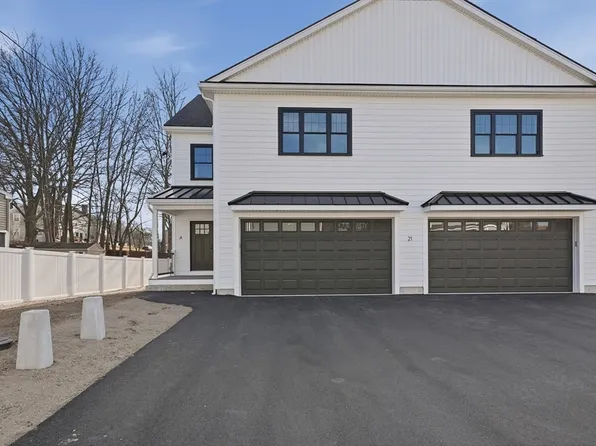 21 Tremont St #B, Stoneham, MA 02180