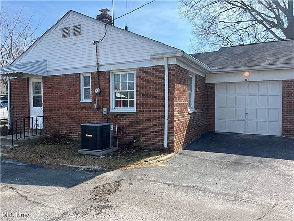 3rd image of 288 E 235th St