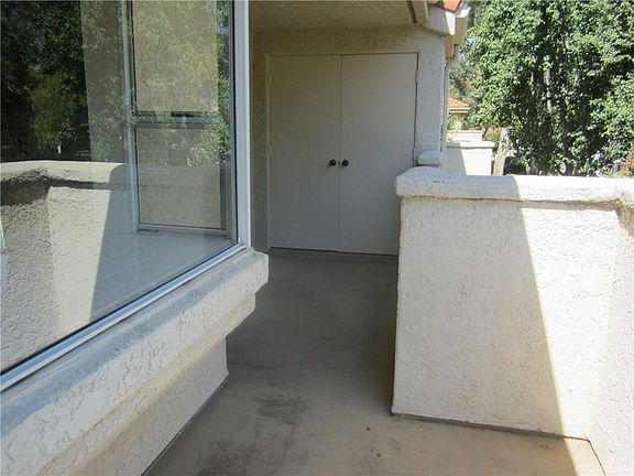 4th image of 25875 McBean Pkwy Unit 42