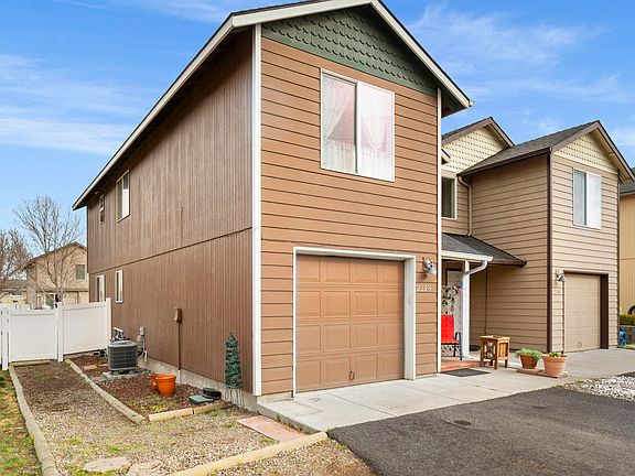 4th image of 2228 SW 23rd St