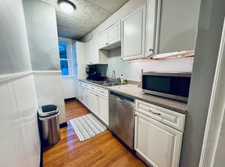 3 Chambers St #2, Worcester, MA 01606