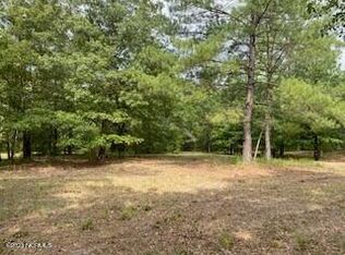 297 Cristys Cir, West End, NC 27376