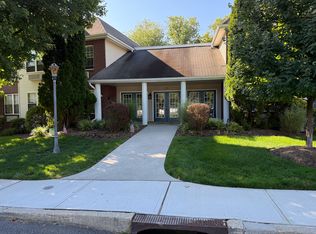 25 Crest St APT 112, Westwood, NJ 07675