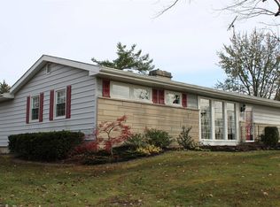 214 Shawnee Dr, Bedford, IN
