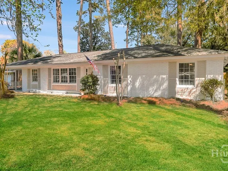 620 Valleybrook Rd — Photo 2