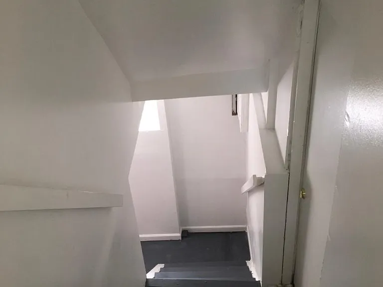 339 Lexington Ave — Photo 14