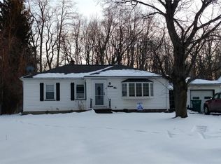 25 Barmont Dr, Rochester, NY 14626