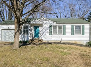 10076 Hedge Dr, Saint Louis, MO 63137