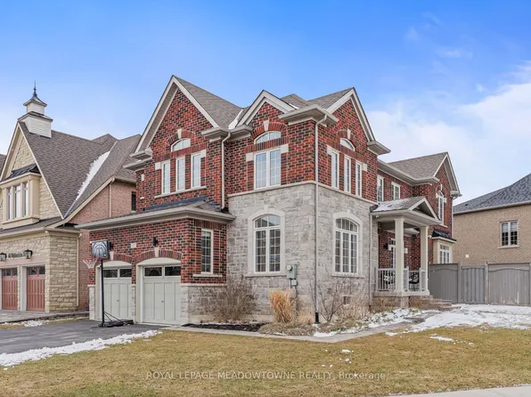 67 Hidden Lake Trl, Halton Hills, ON L7G 0K6