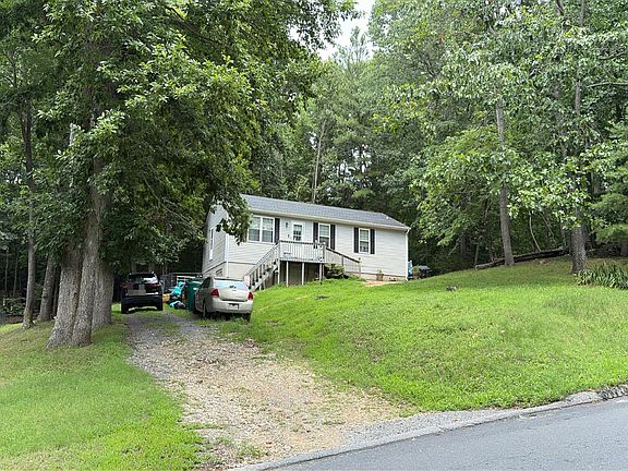 3rd image of 1052 Rimrock Rd
