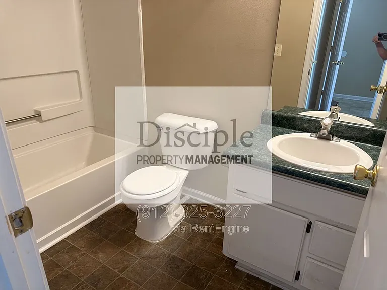225 Magnolia Plantation Ct — Photo 7