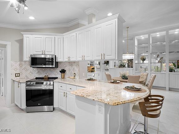 4th image of 28020 Boccaccio Way #28020