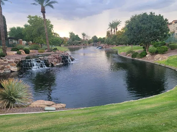841 E CANYON Way, Chandler, AZ 85249